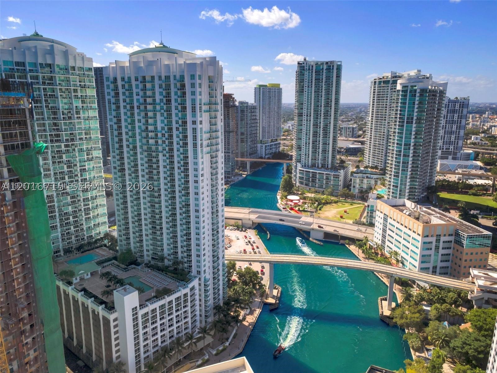 31 SE 5th St #3002, Miami FL 33131