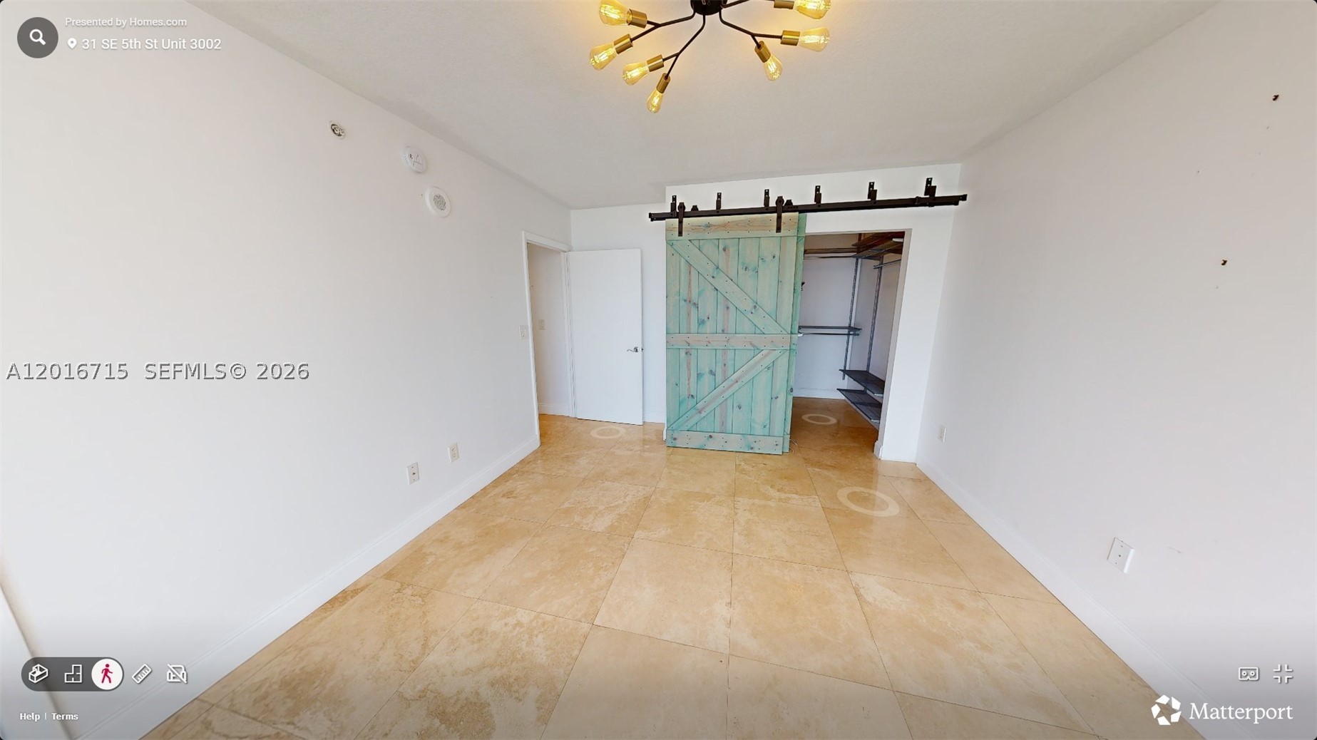 31 SE 5th St #3002, Miami FL 33131