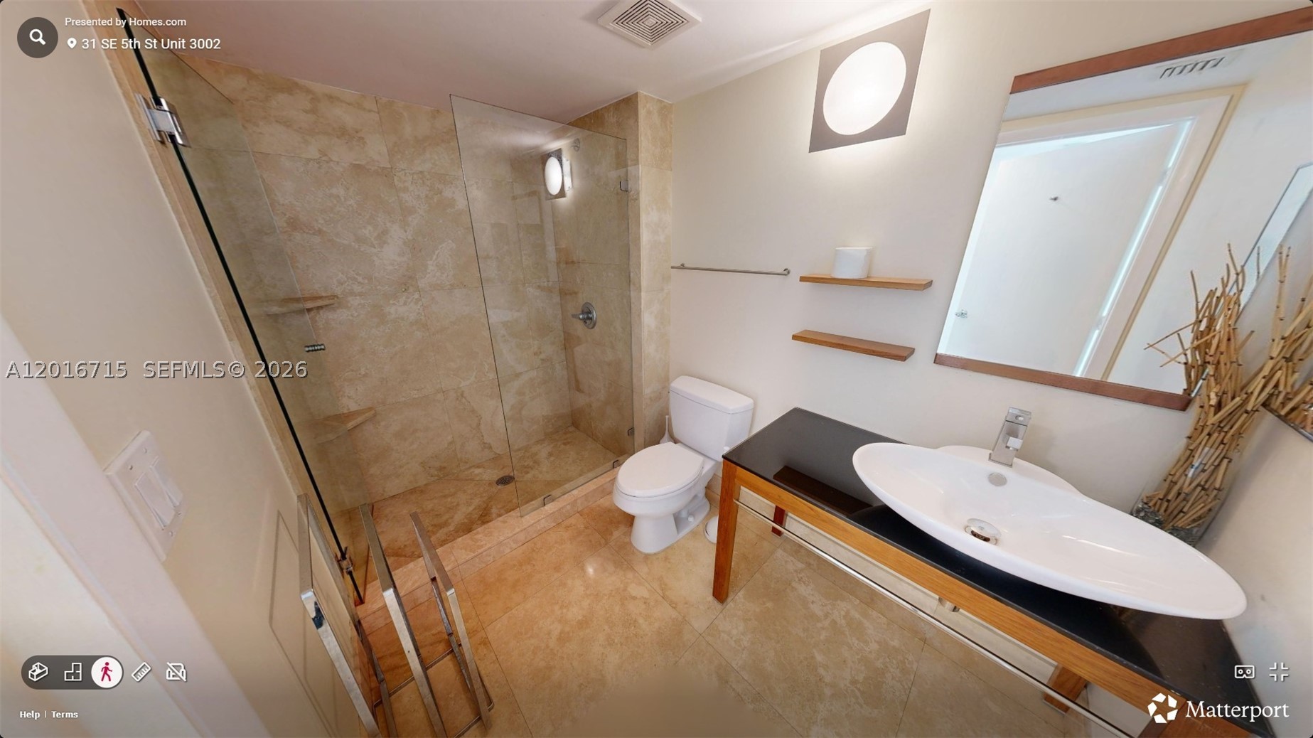 31 SE 5th St #3002, Miami FL 33131