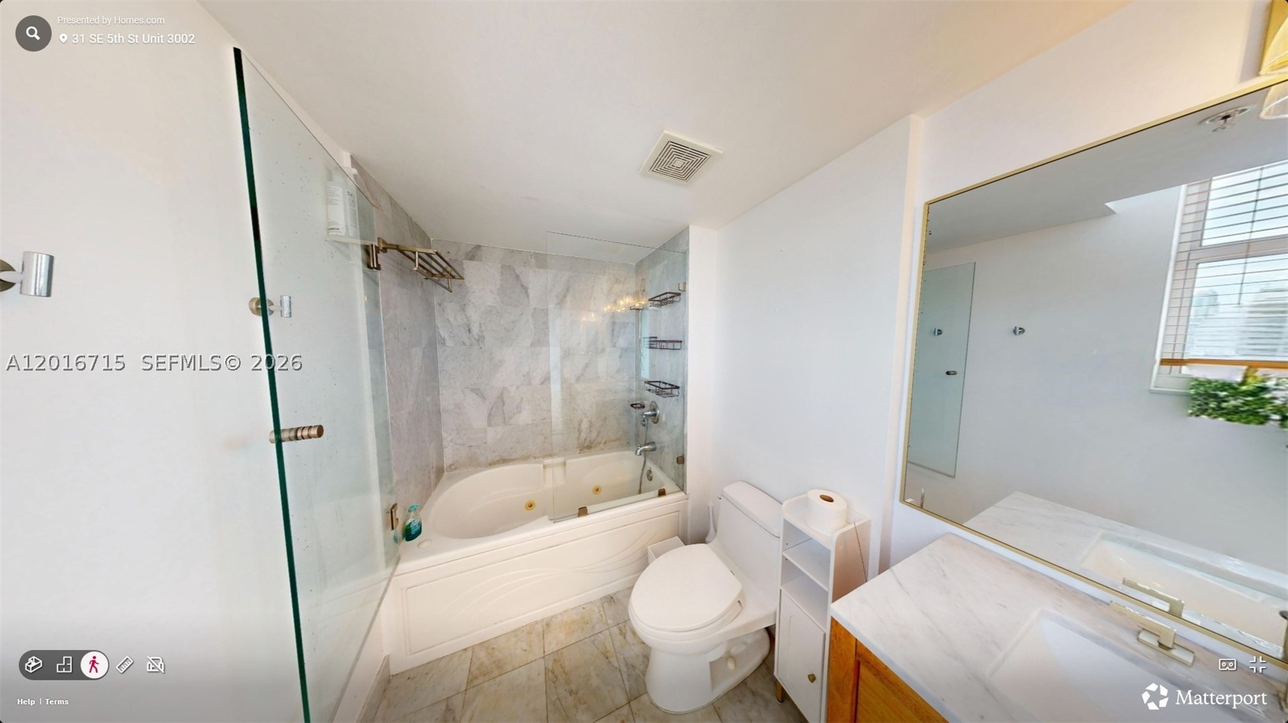 31 SE 5th St #3002, Miami FL 33131