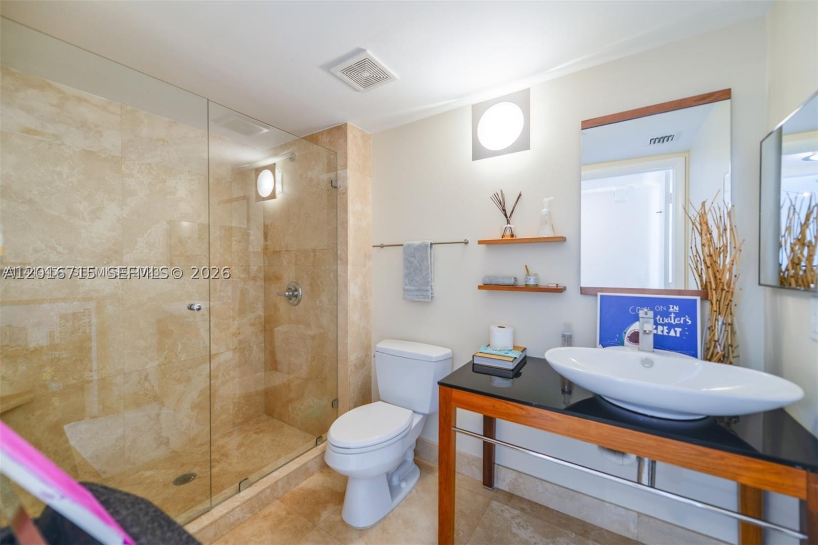 31 SE 5th St #3002, Miami FL 33131