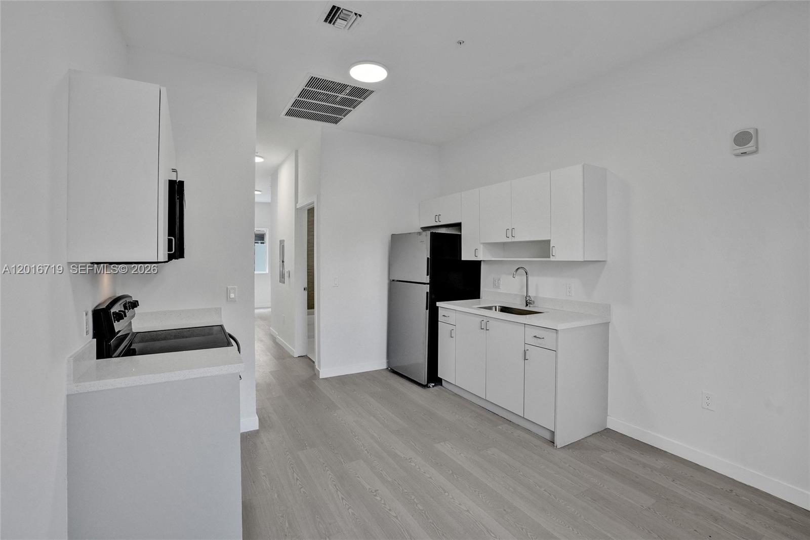 1567 NW 1st St #2, Miami FL 33125