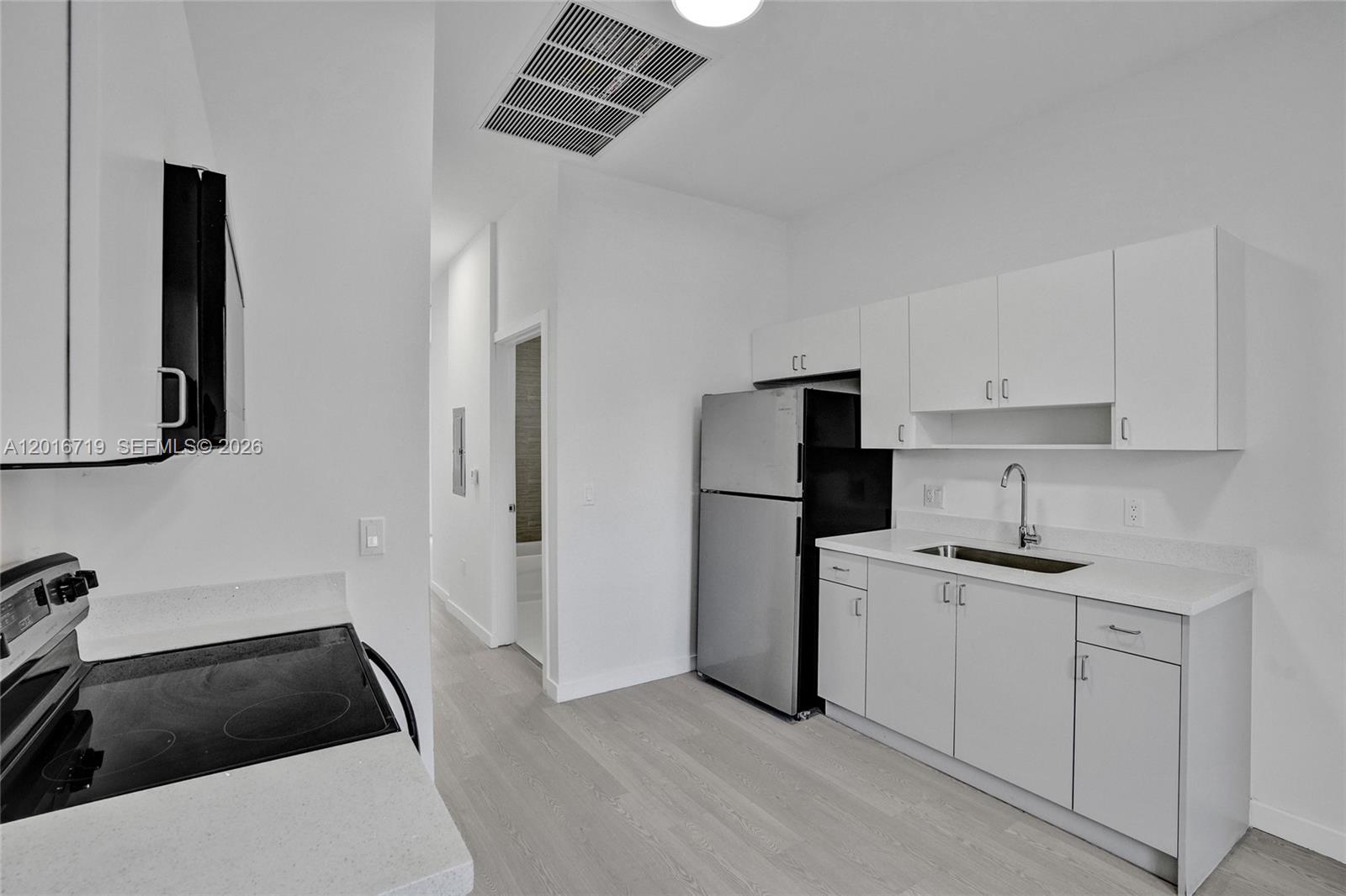 1567 NW 1st St #2, Miami FL 33125