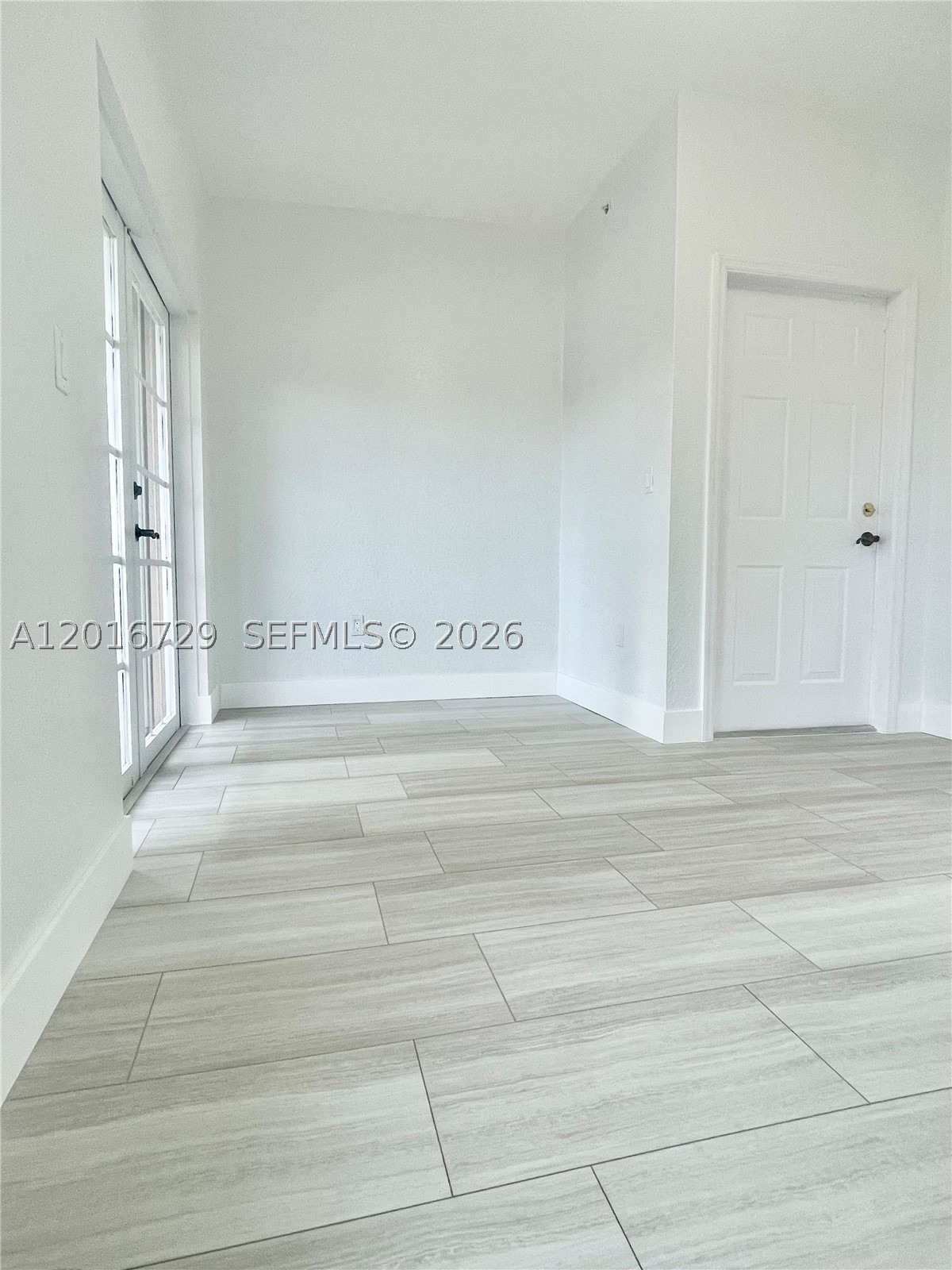 77 E 4th St #A212, Hialeah FL 33010