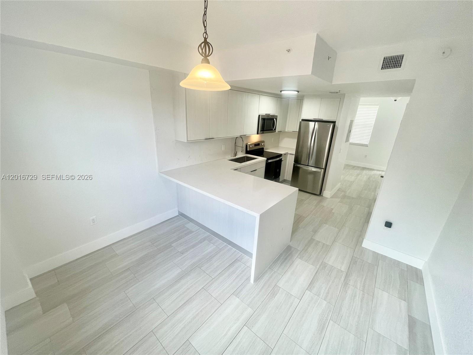 77 E 4th St #A212, Hialeah FL 33010