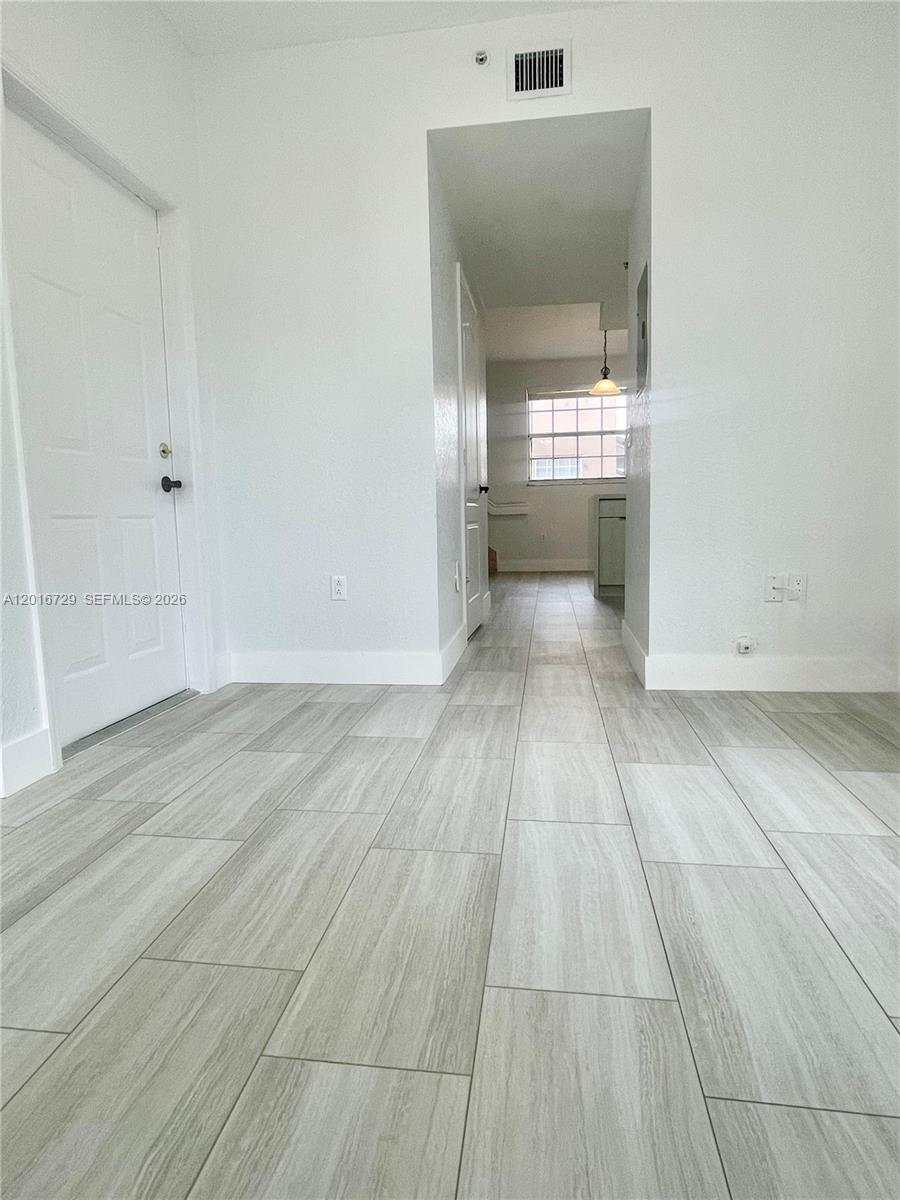 77 E 4th St #A212, Hialeah FL 33010