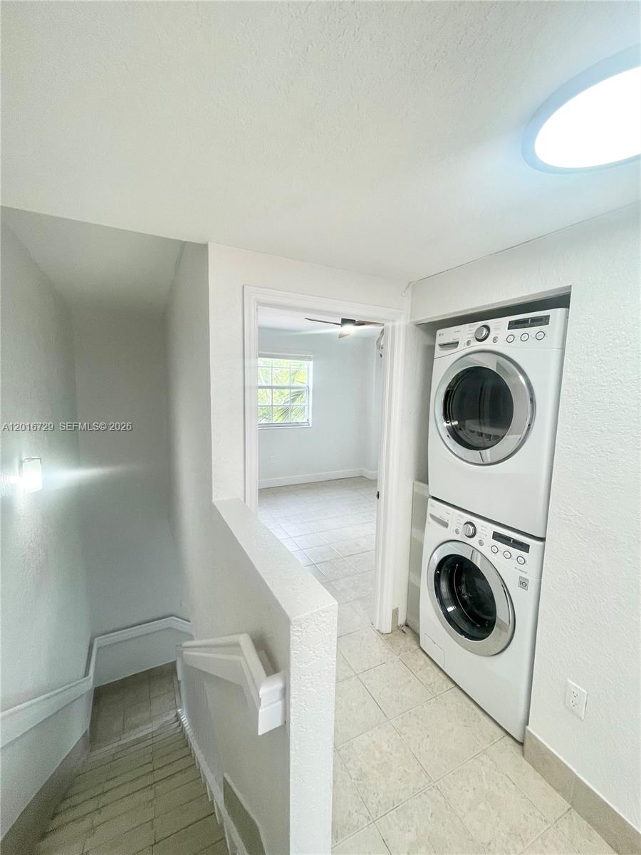 77 E 4th St #A212, Hialeah FL 33010