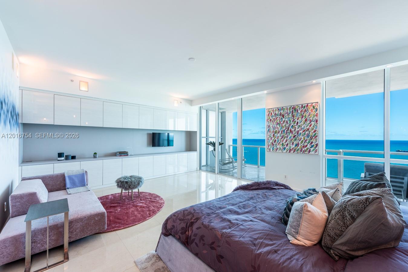 50 S Pointe Dr #3302, Miami Beach FL 33139