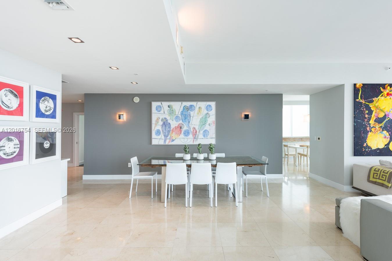 50 S Pointe Dr #3302, Miami Beach FL 33139