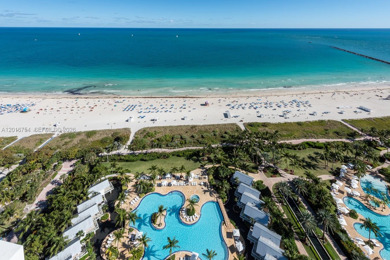 50 S Pointe Dr #3302, Miami Beach FL 33139