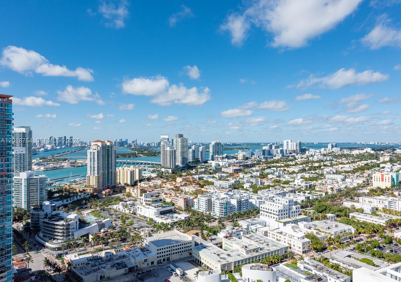 50 S Pointe Dr #3302, Miami Beach FL 33139