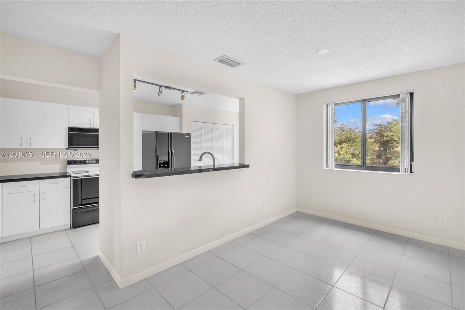 15825 SW 3rd Ct #204, Pembroke Pines FL 33027