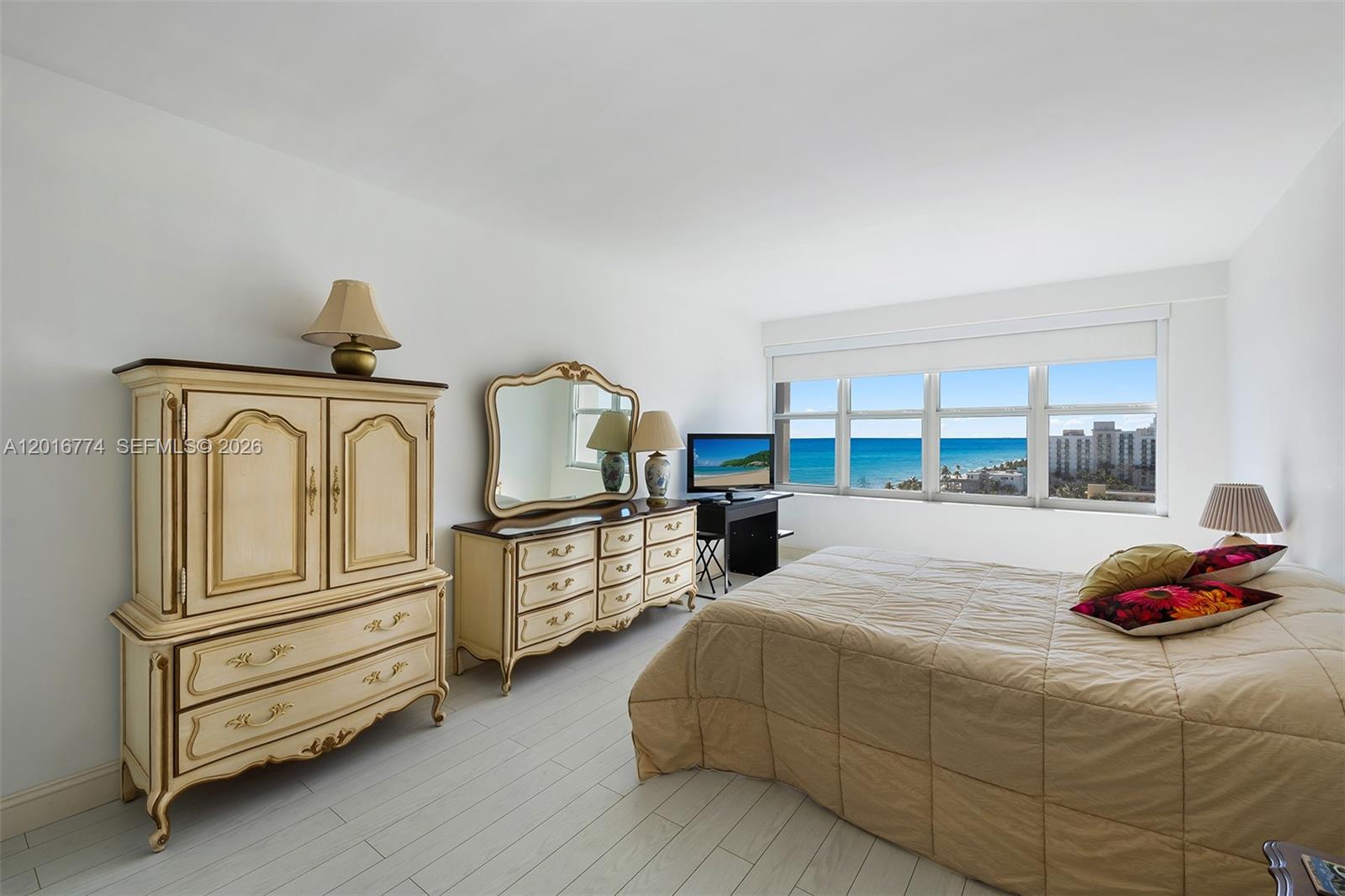 3111 N Ocean Dr #1110, Hollywood FL 33019