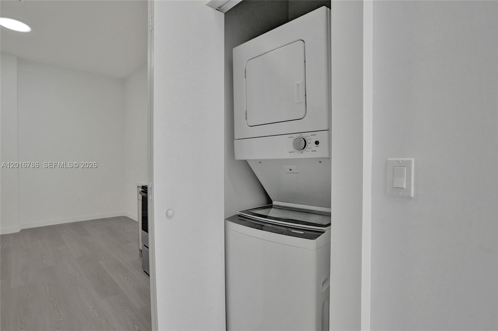 1567 NW 1st St #9, Miami FL 33125