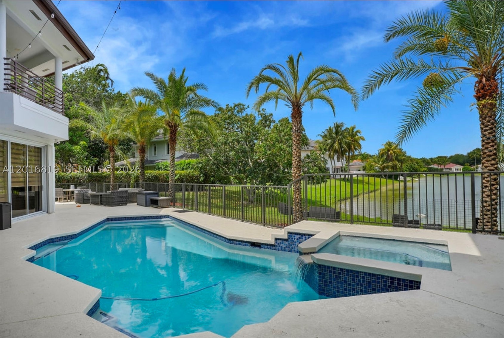 14332 Ardoch Pl, Miami Lakes FL 33016