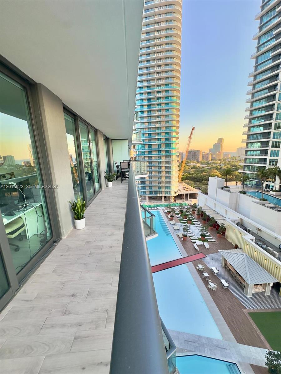 1300 S Miami Ave #1709, Miami FL 33130