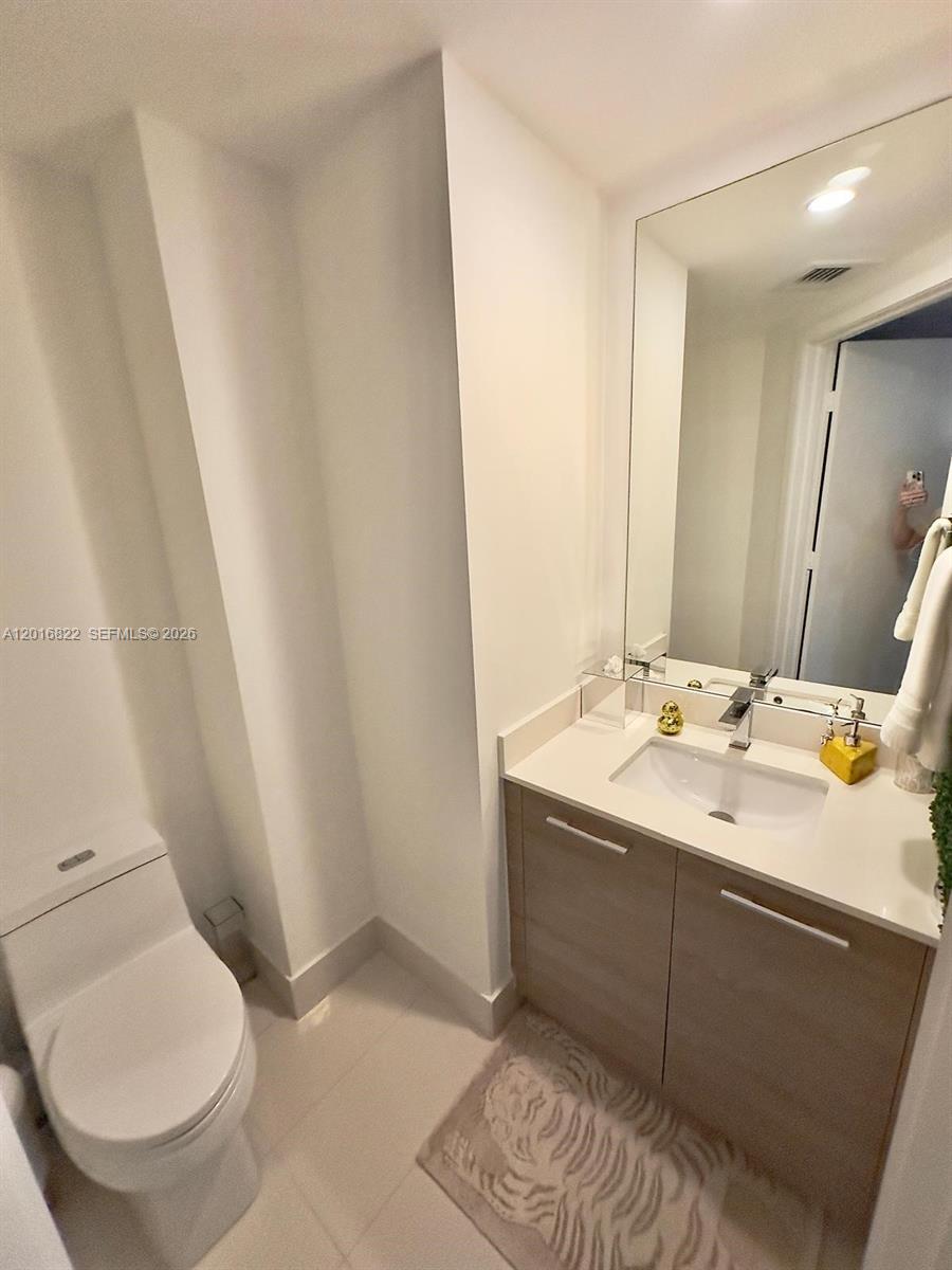 1300 S Miami Ave #1709, Miami FL 33130