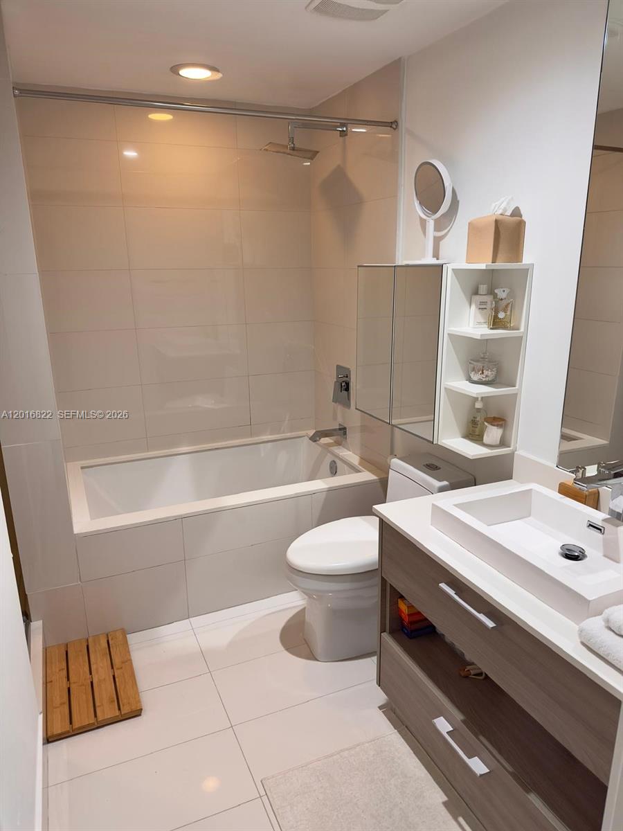 1300 S Miami Ave #1709, Miami FL 33130