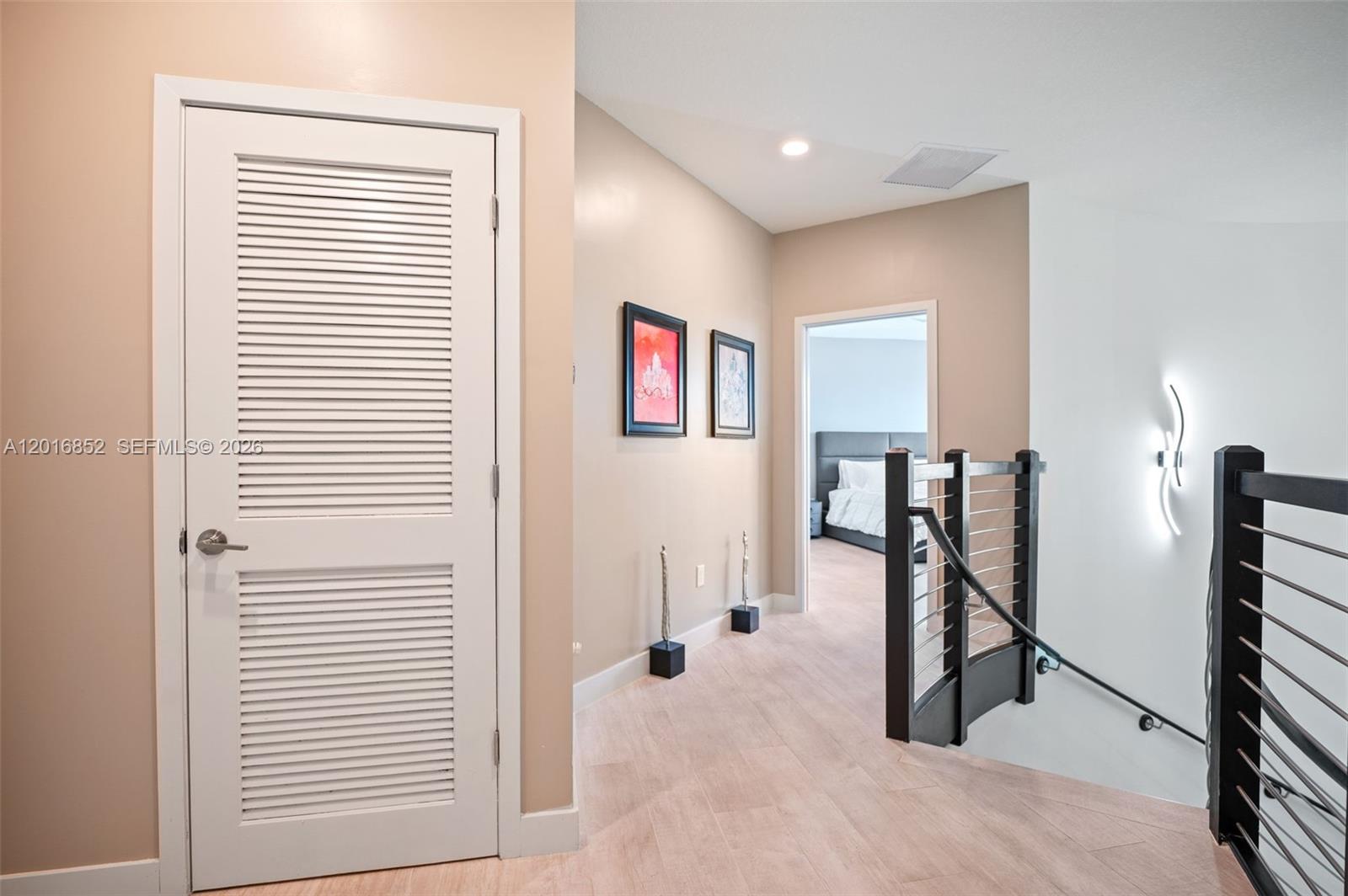 8915 NW 161st Ter, Miami Lakes FL 33018