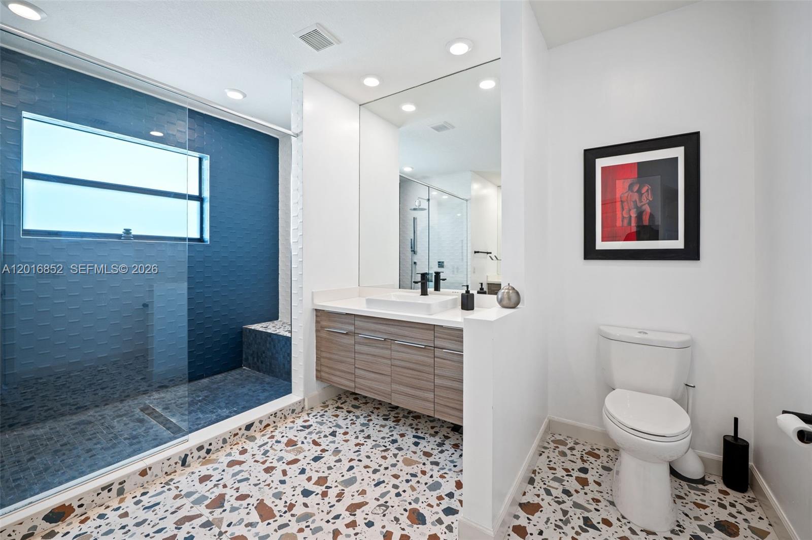 8915 NW 161st Ter, Miami Lakes FL 33018