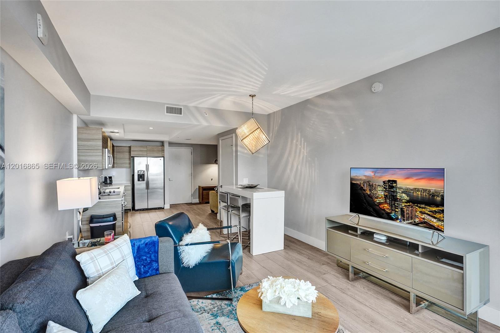 121 NE 34th St #1406A, Miami FL 33137