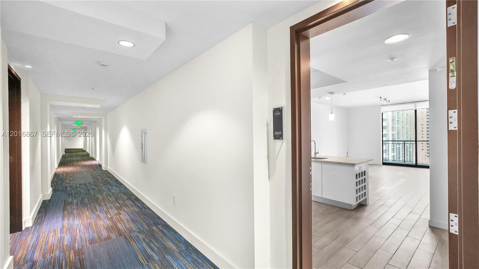 999 SW 1st Ave #2009, Miami FL 33130