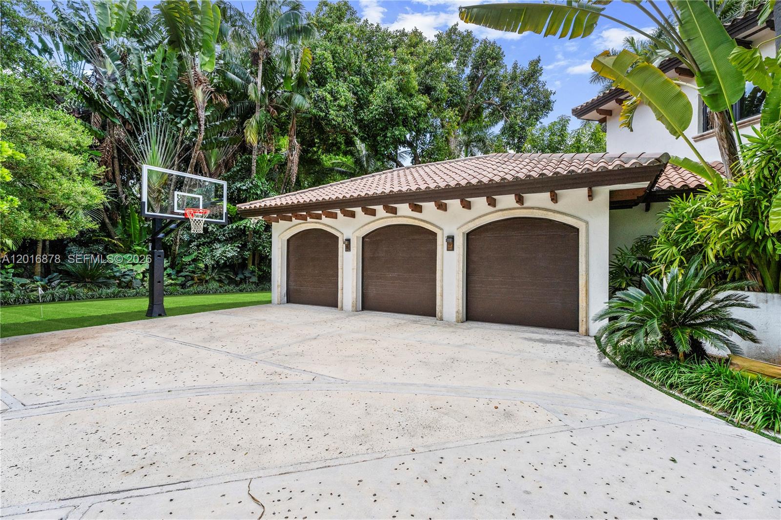 8550 Old Cutler Rd, Coral Gables FL 33143