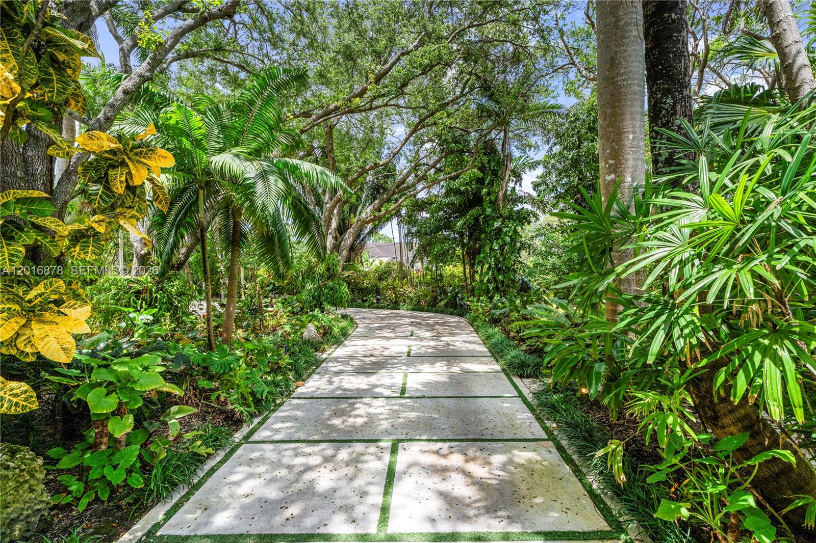 8550 Old Cutler Rd, Coral Gables FL 33143