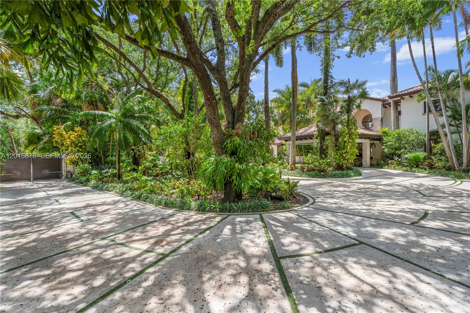 8550 Old Cutler Rd, Coral Gables FL 33143