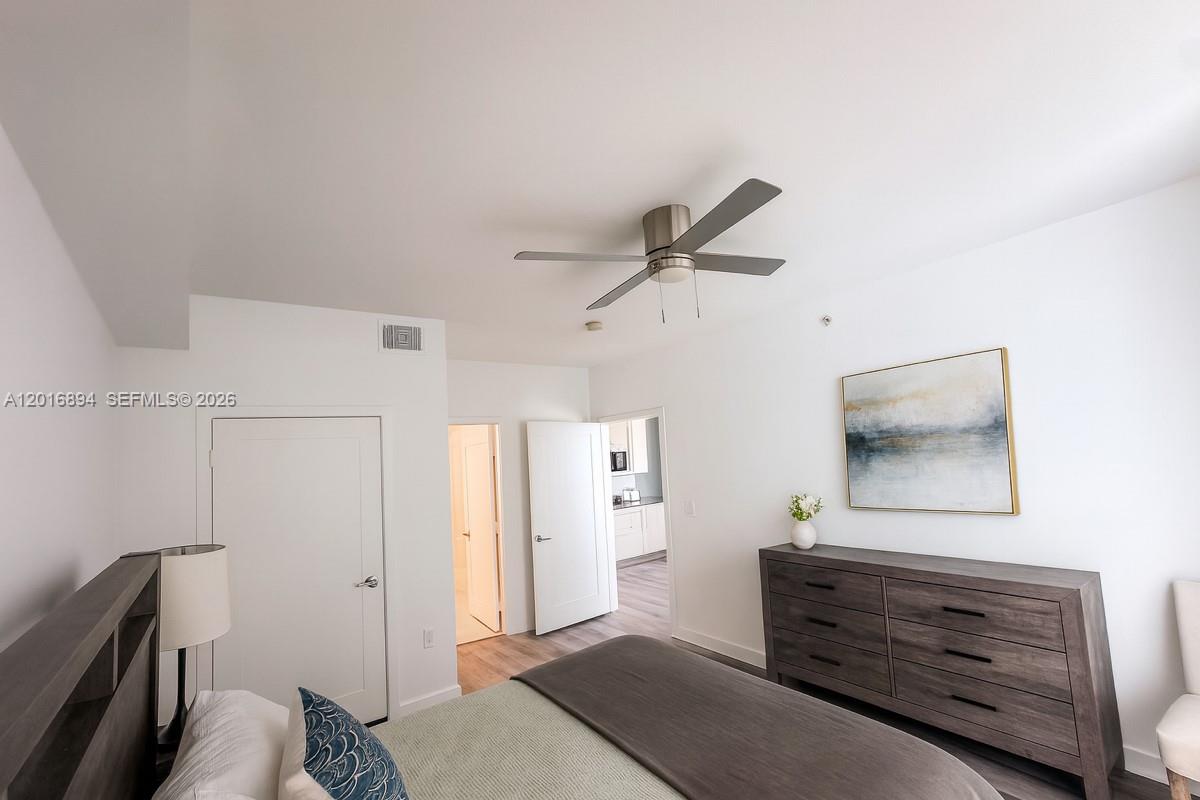 79 SW 12th St #2809-S, Miami FL 33130