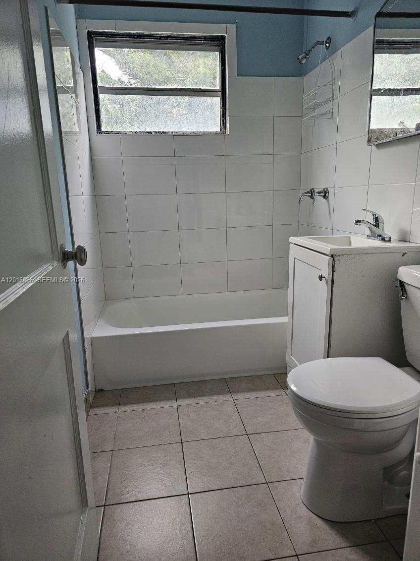 1217 N D St, Lake Worth FL 33460