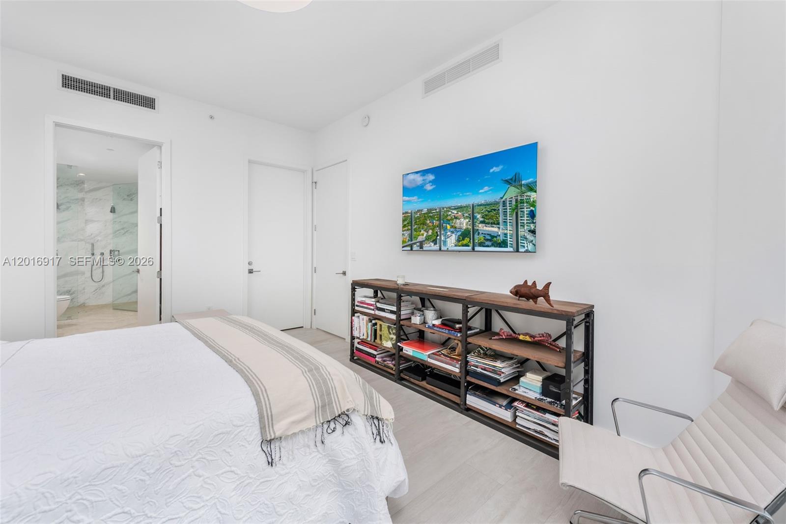 2831 S Bayshore Dr #2205, Miami FL 33133