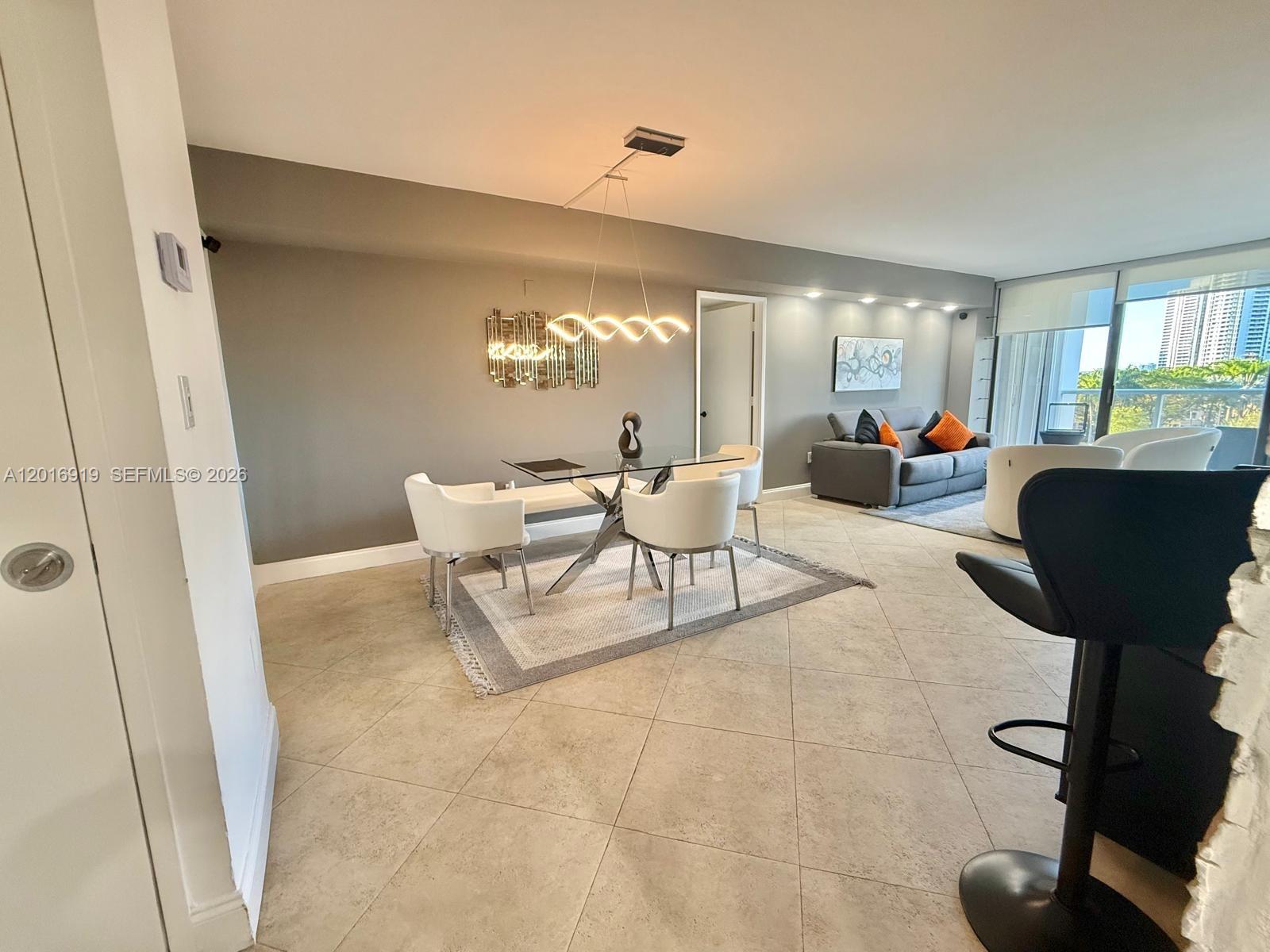 3701 N Country Club Dr #502, Aventura FL 33180