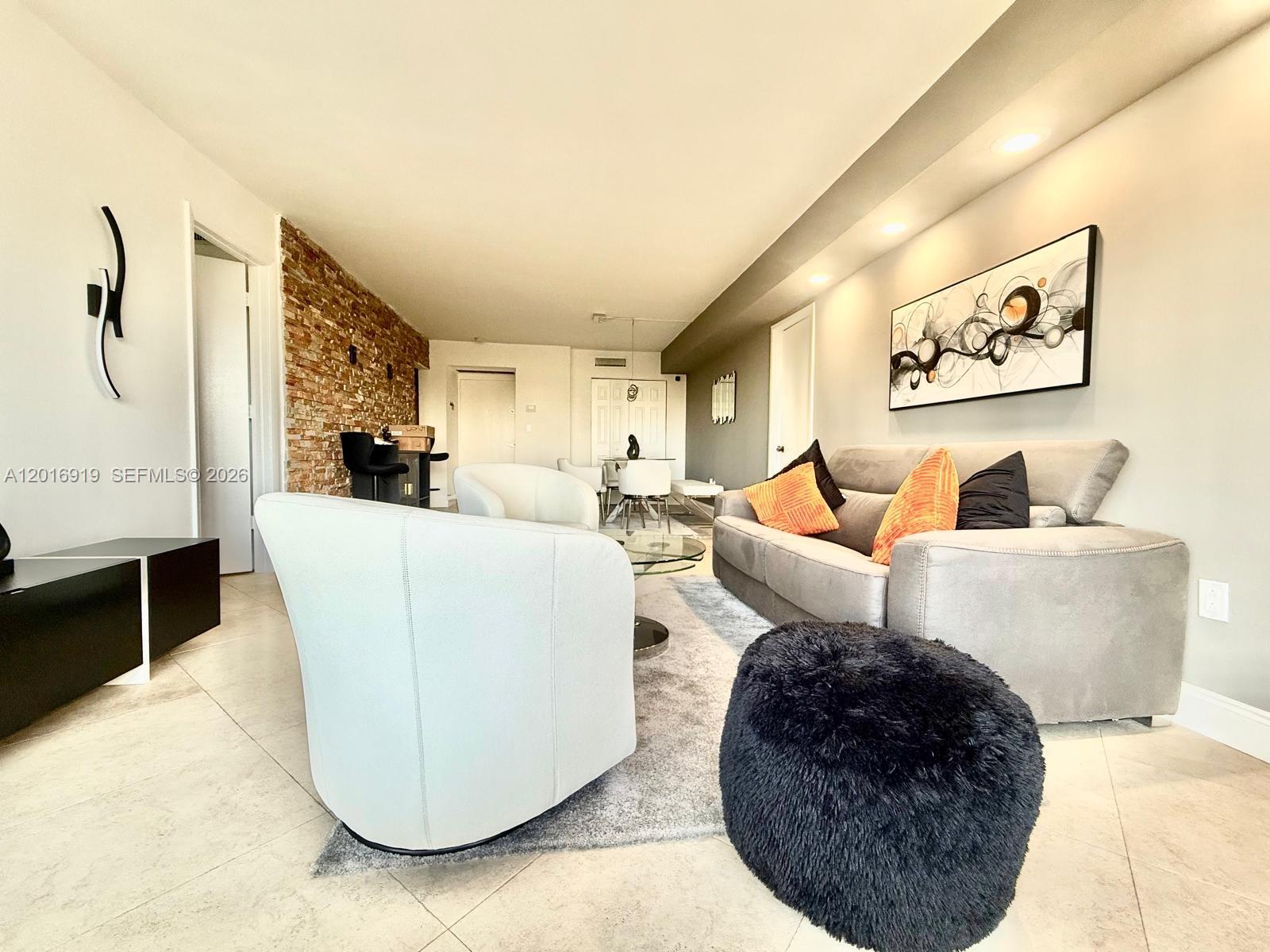3701 N Country Club Dr #502, Aventura FL 33180