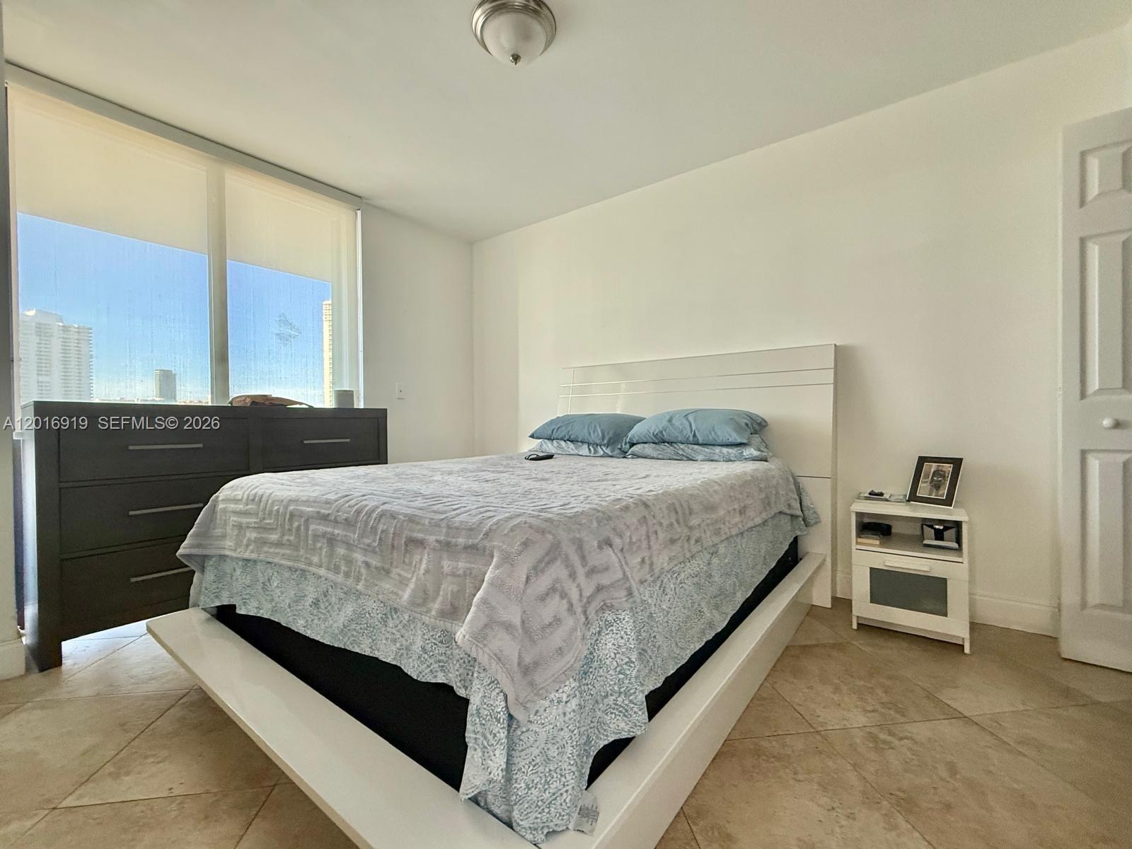 3701 N Country Club Dr #502, Aventura FL 33180