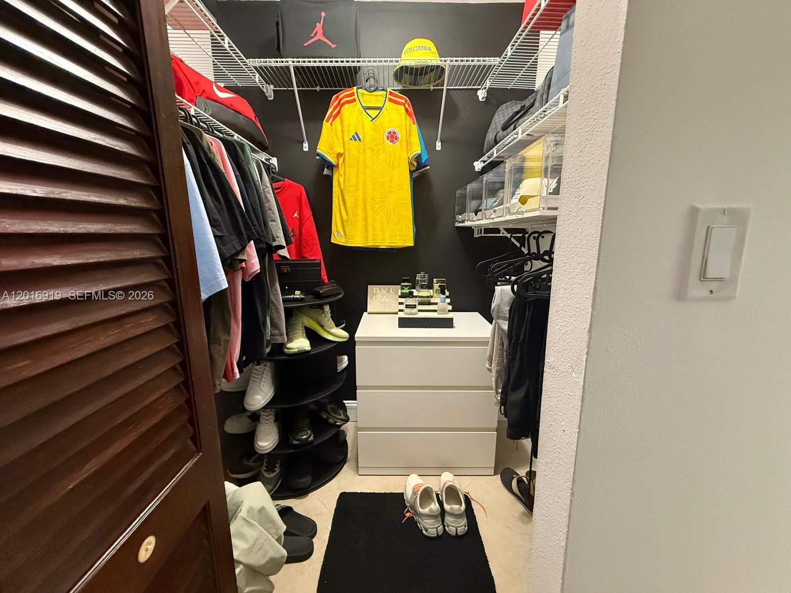 3701 N Country Club Dr #502, Aventura FL 33180