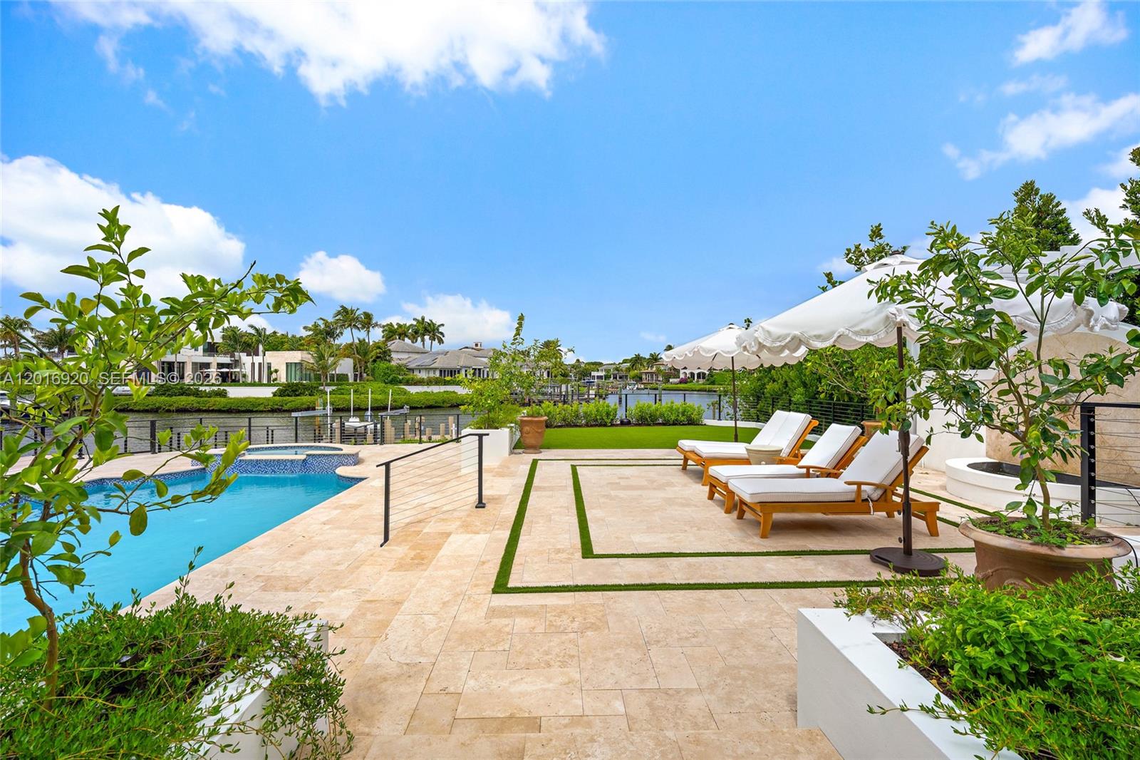 386 Eagle Dr, Jupiter FL 33477