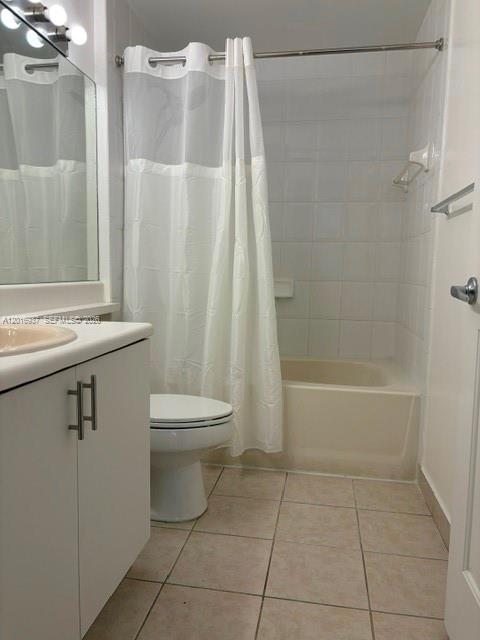 8000 N Nob Hill Rd #206, Tamarac FL 33321