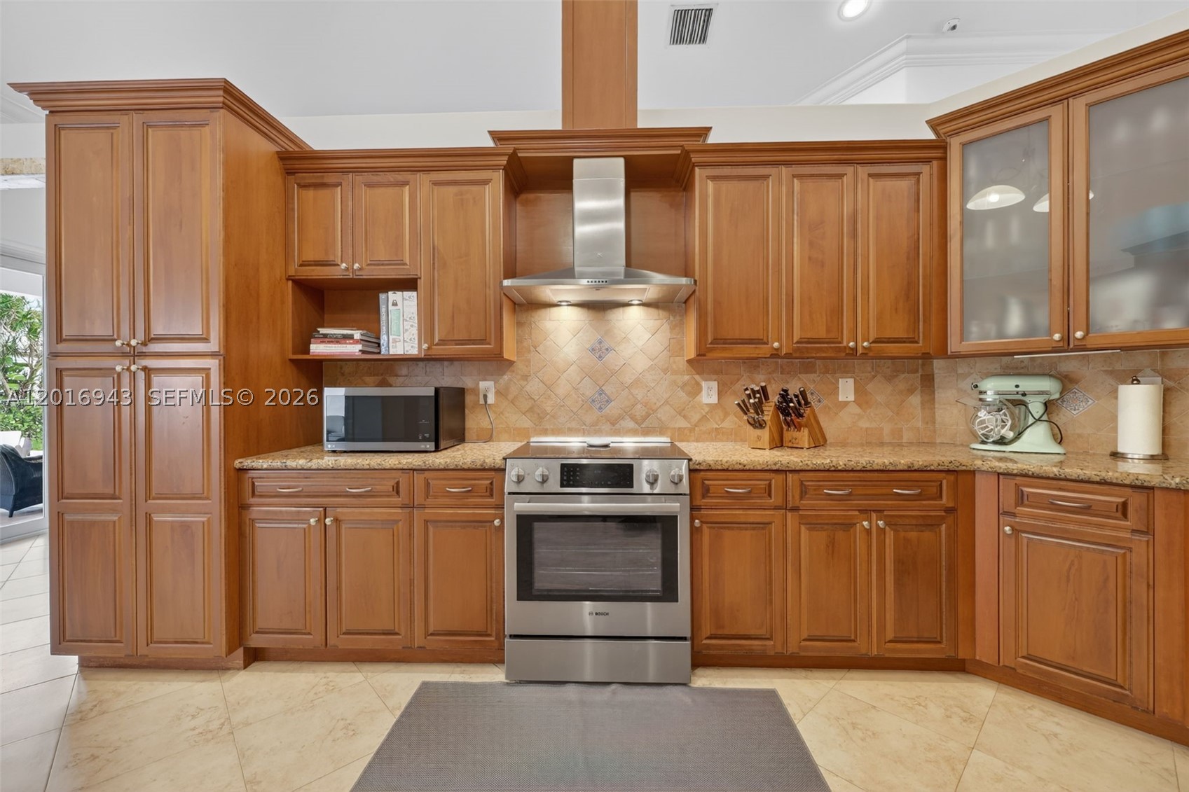 18461 SW 83rd Ave, Cutler Bay FL 33157