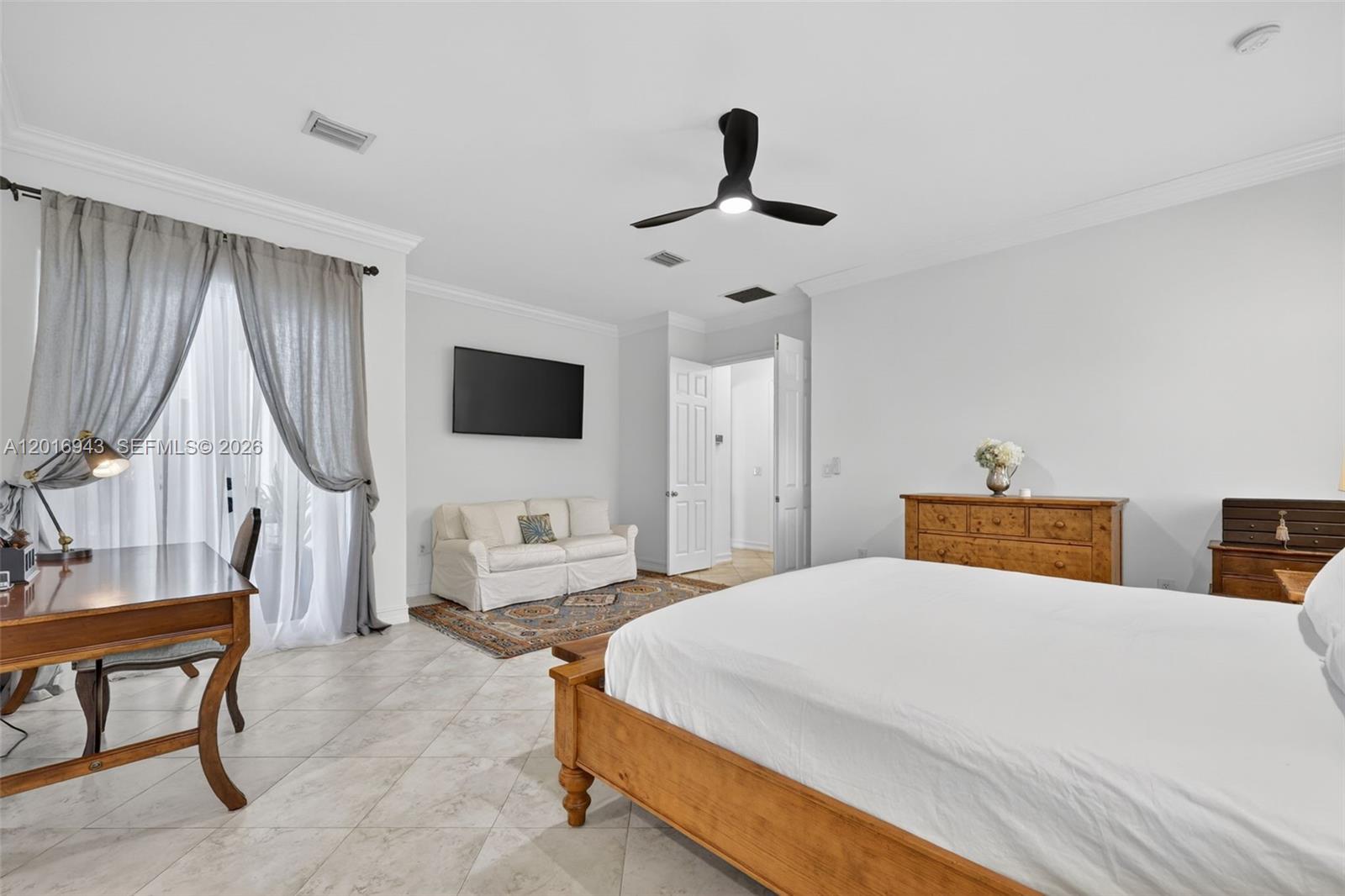 18461 SW 83rd Ave, Cutler Bay FL 33157