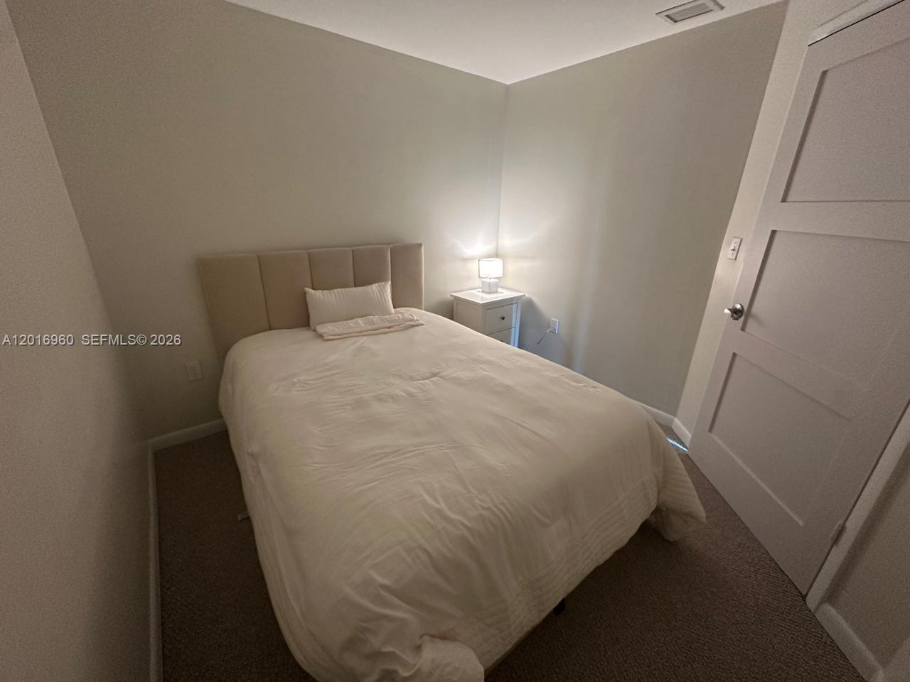 253 NE 2nd St #1402, Miami FL 33132