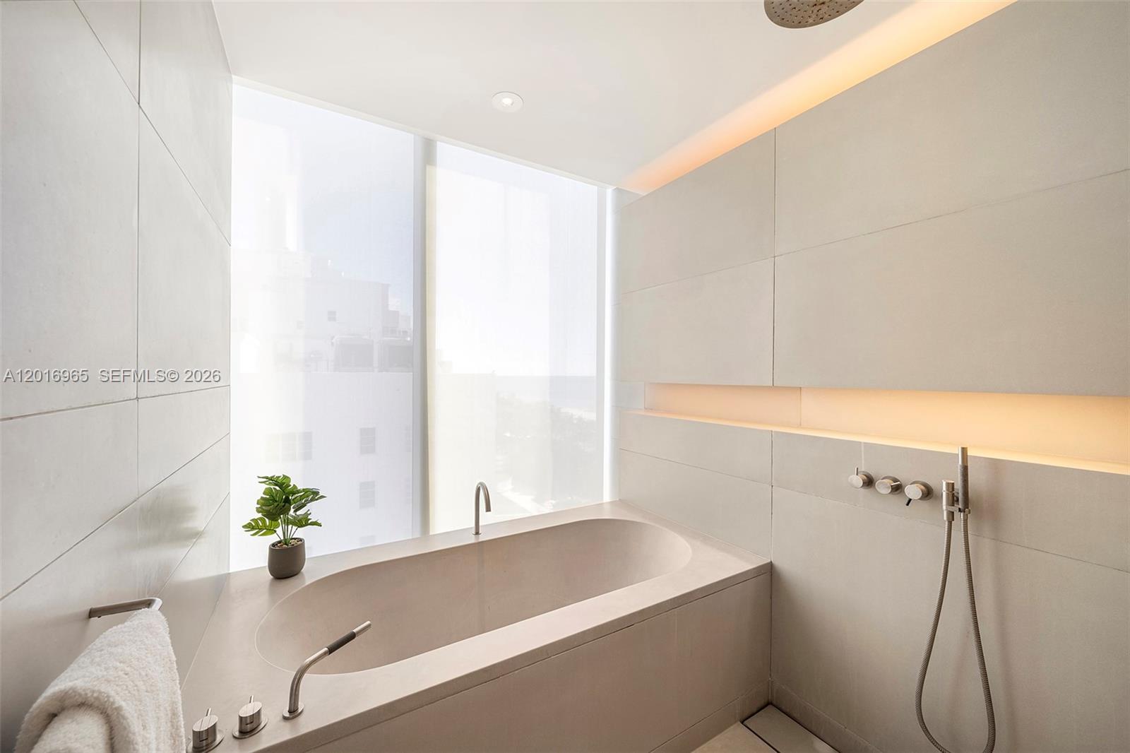 2901 Collins Ave #901, Miami Beach FL 33140