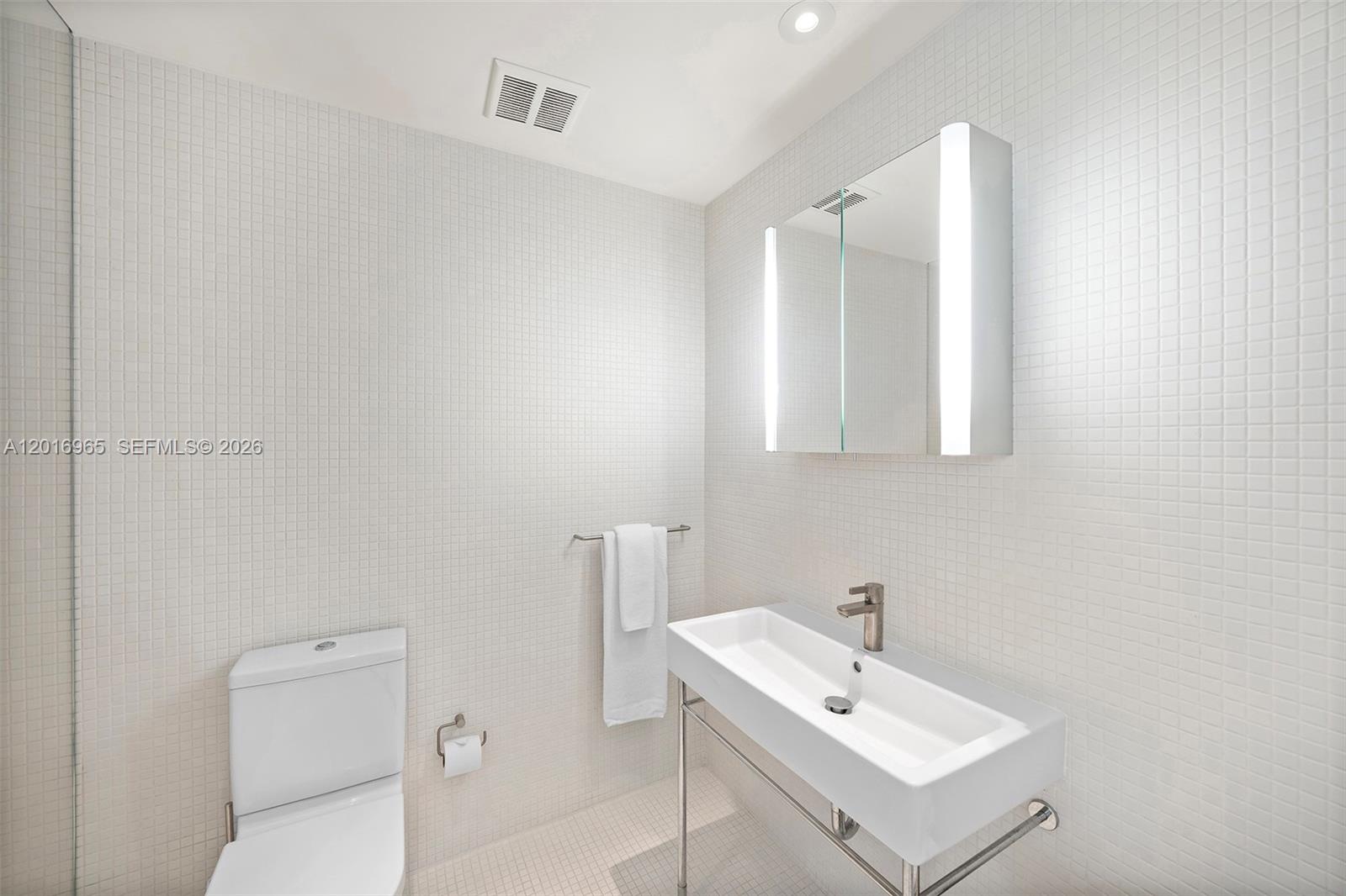 2901 Collins Ave #901, Miami Beach FL 33140