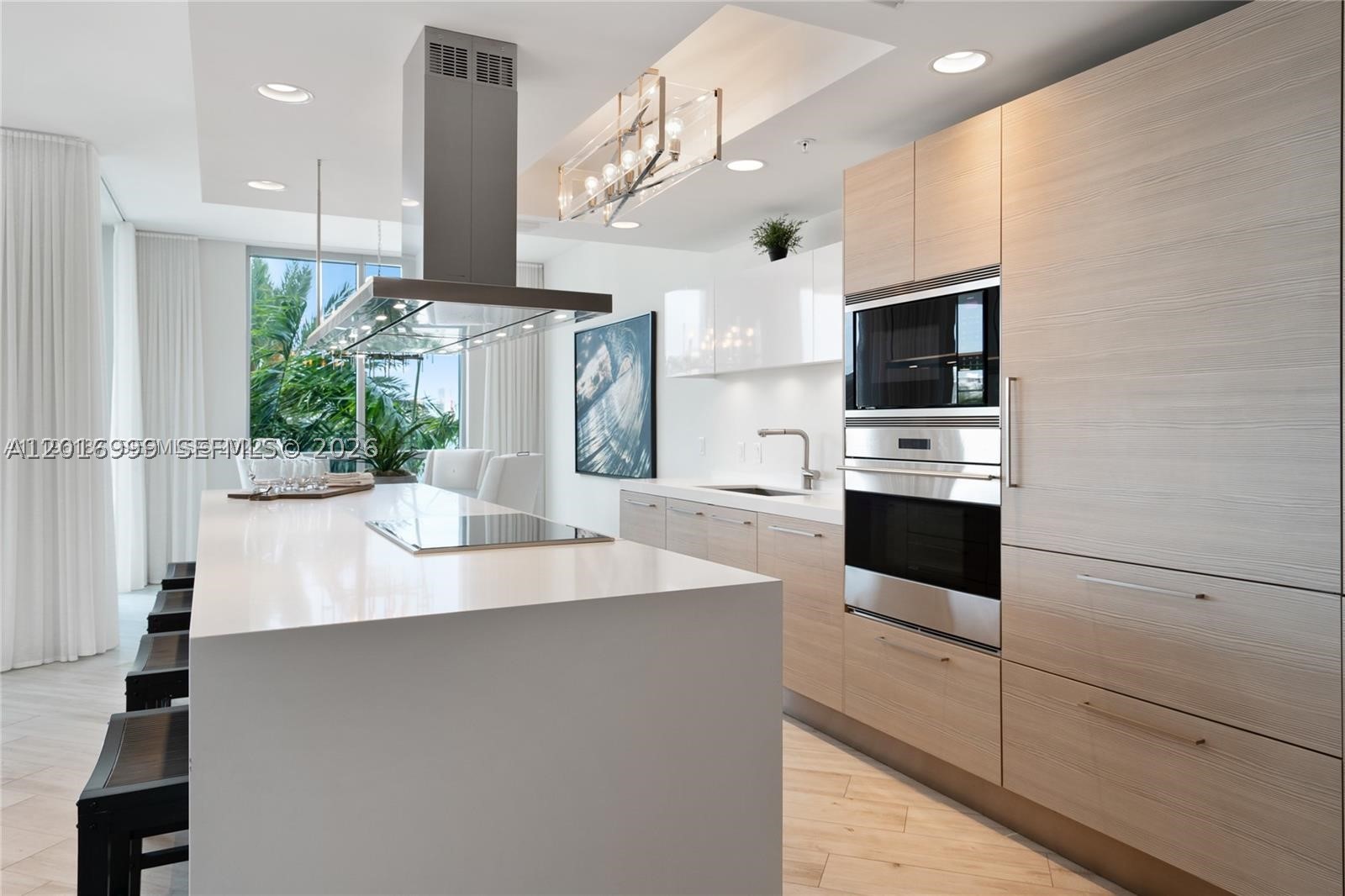 17111 Biscayne Blvd #209, North Miami Beach FL 33160
