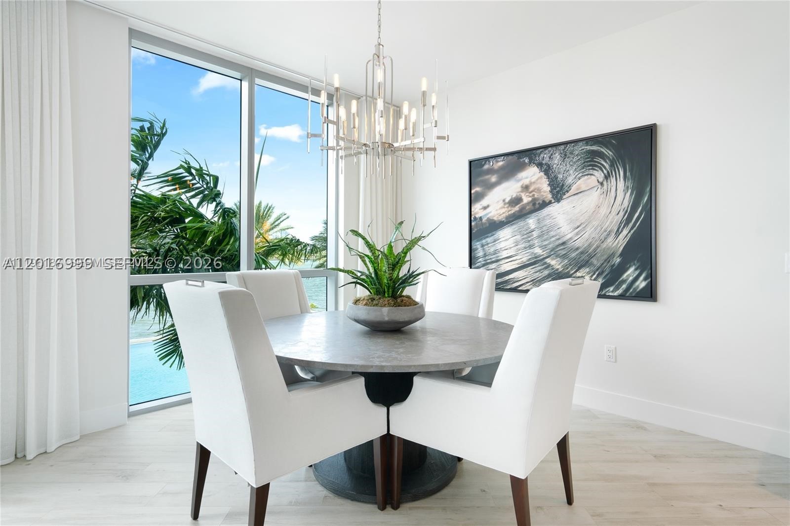 17111 Biscayne Blvd #209, North Miami Beach FL 33160