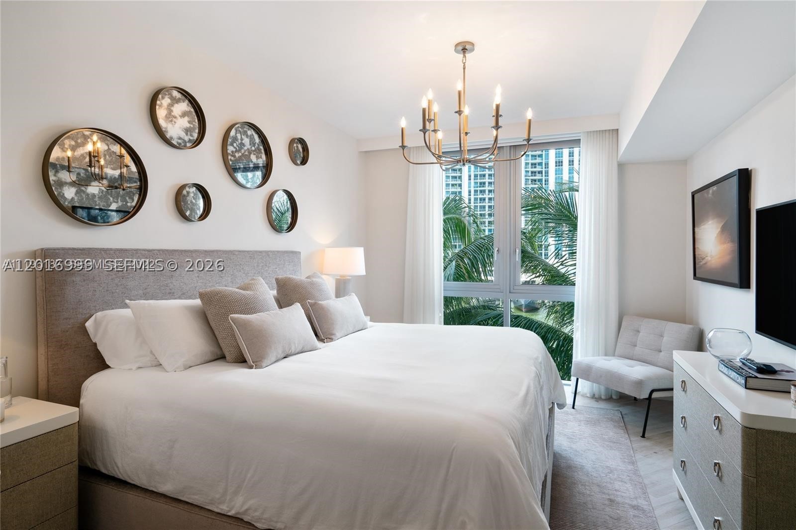17111 Biscayne Blvd #209, North Miami Beach FL 33160