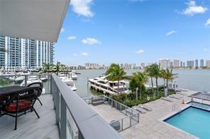 17111 Biscayne Blvd #209, North Miami Beach FL 33160