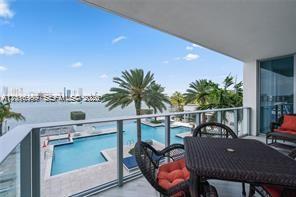 17111 Biscayne Blvd #209, North Miami Beach FL 33160