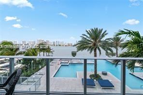 17111 Biscayne Blvd #209, North Miami Beach FL 33160