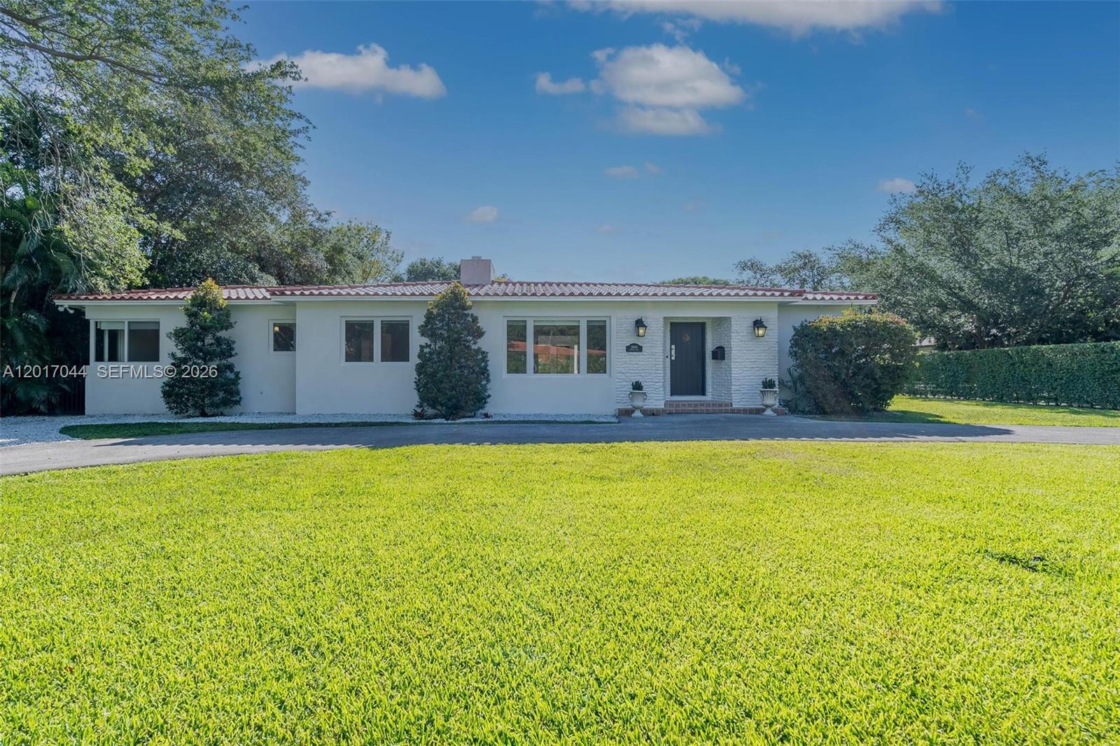 2900 Granada Blvd, Coral Gables FL 33134